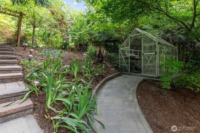 15811 20th Place W, Lynnwood, WA 98087