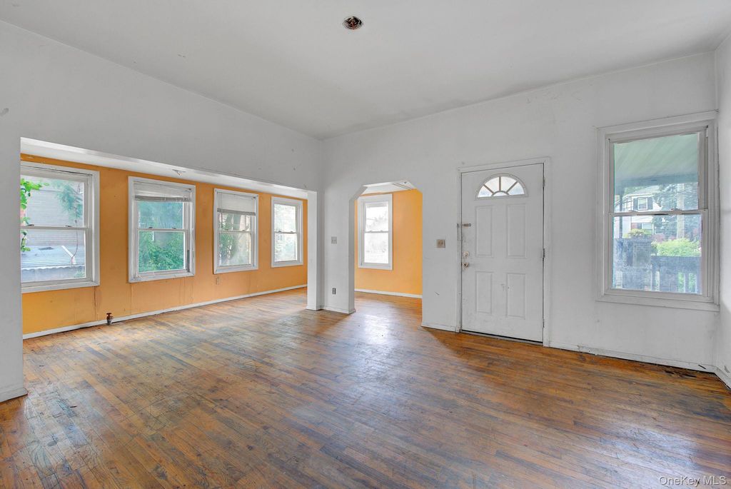 29-55 Far Rockaway Boulevard, Far Rockaway, NY 11691 — photo 3