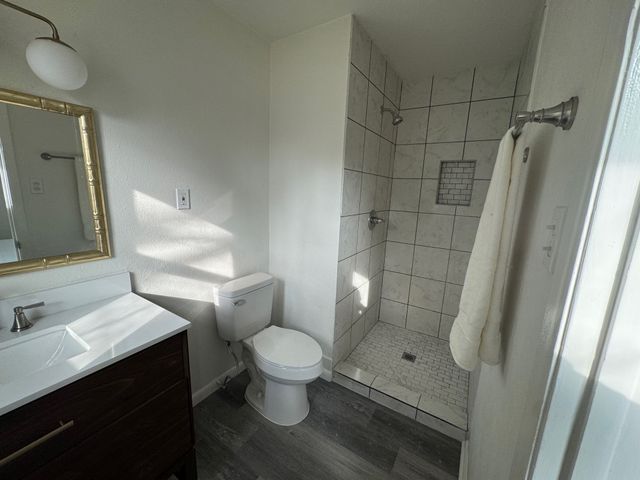 6412 Embassy Drive, Forest Hill, TX 76119