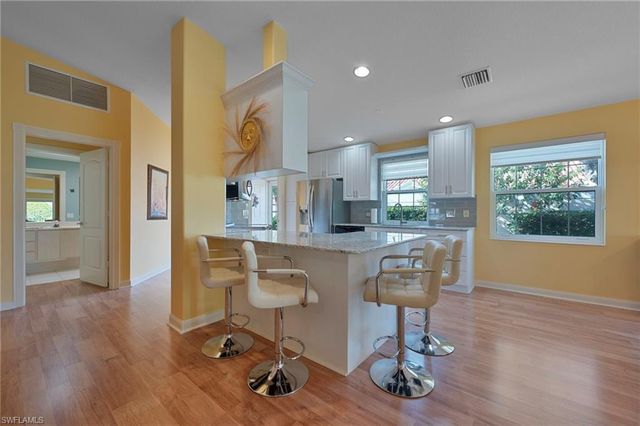 3527 El Verdado CT, Naples, FL 34109