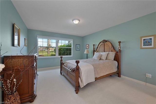 3527 El Verdado CT, Naples, FL 34109