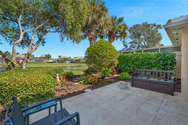 3527 El Verdado CT, Naples, FL 34109