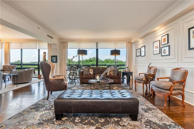 2660 Peachtree Road NW 12C, Atlanta, GA 30305