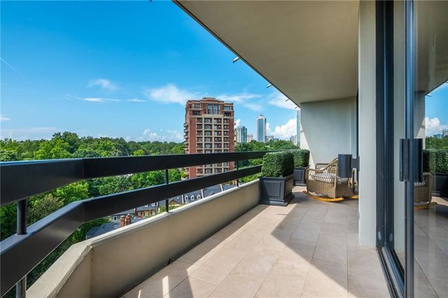 2660 Peachtree Road NW 12C, Atlanta, GA 30305