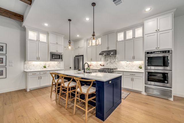 8288 Western, The Colony, TX 75056