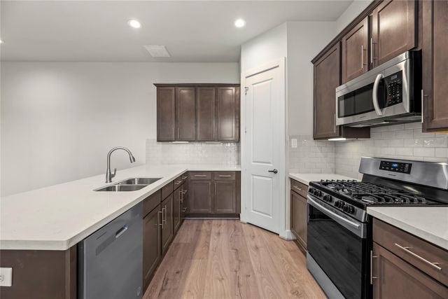 8819 Hollister Pine Court, Houston, TX 77080