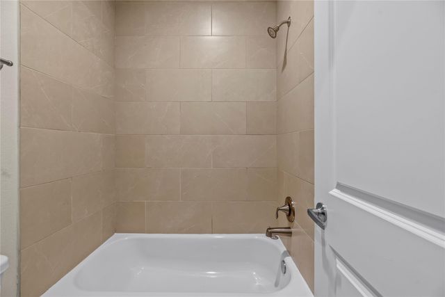 8819 Hollister Pine Court, Houston, TX 77080