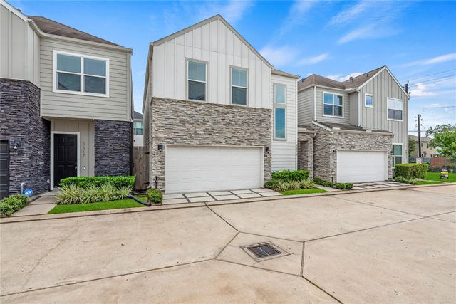 8819 Hollister Pine Court, Houston, TX 77080