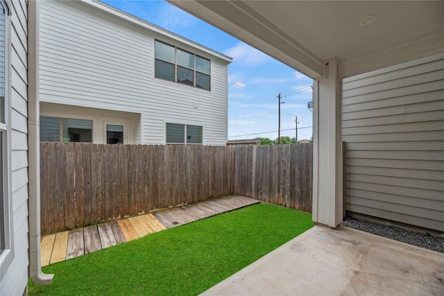 8819 Hollister Pine Court, Houston, TX 77080