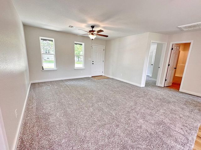 104 W Barrett Avenue, Walker, MO 64790
