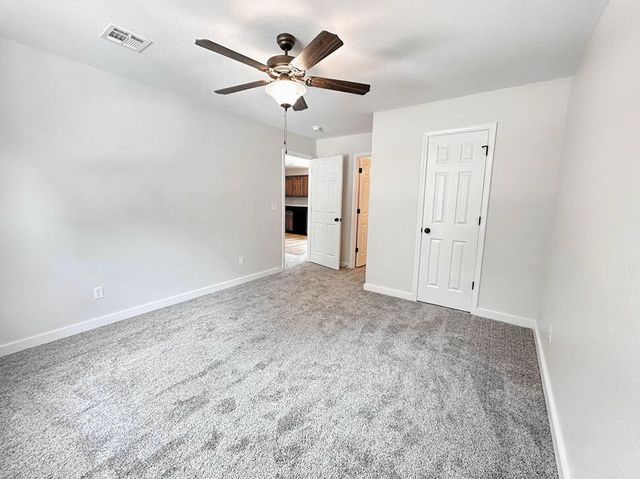 104 W Barrett Avenue, Walker, MO 64790