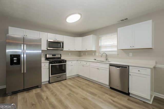 316 Nunnally Drive, Stockbridge, GA 30281