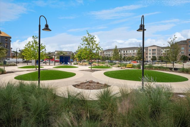 14954 Oak Street, Addison, TX 75001