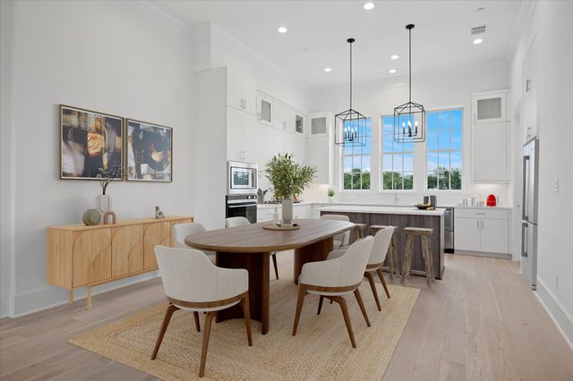 14954 Oak Street, Addison, TX 75001