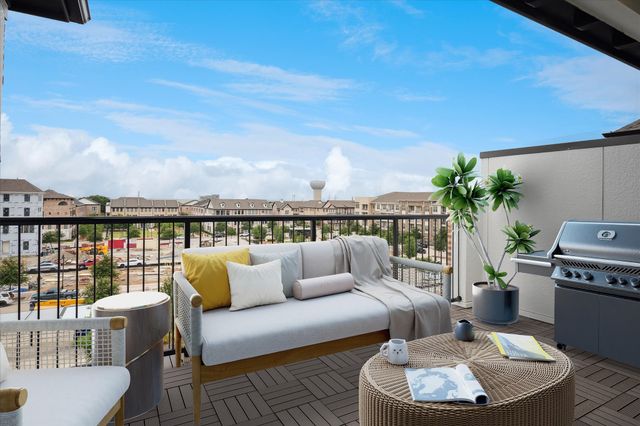 14954 Oak Street, Addison, TX 75001