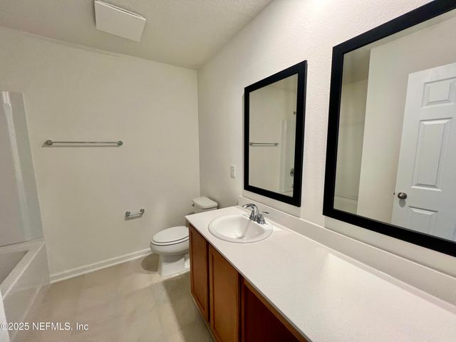 11314 PANTHER LAKE Parkway, Jacksonville, FL 32221
