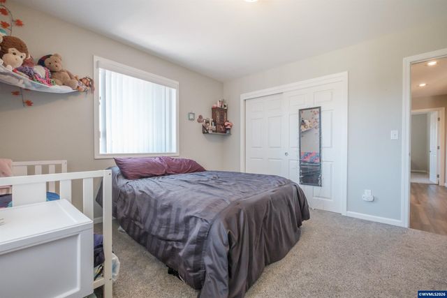 901 W Vine St, Lebanon, OR 97355