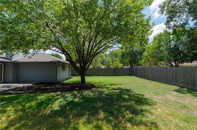 2007 Teakwood DR, Austin, TX 78757