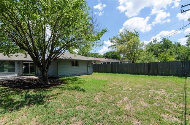 2007 Teakwood DR, Austin, TX 78757