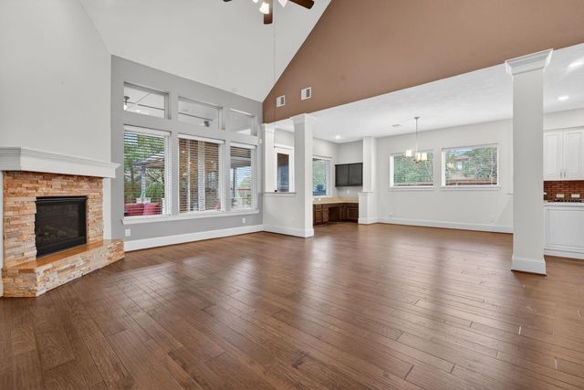 6702 Auburn Sands Drive, Spring, TX 77389