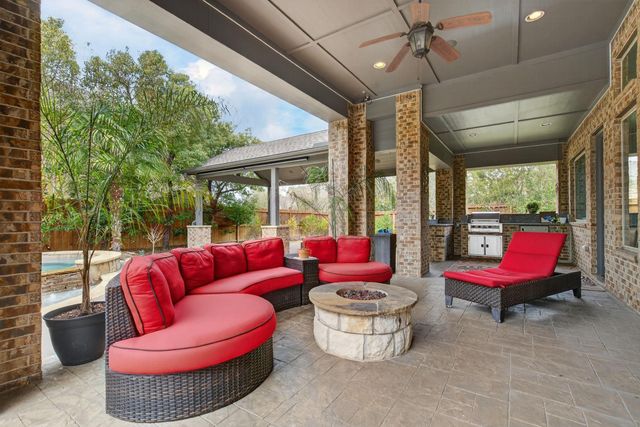 6702 Auburn Sands Drive, Spring, TX 77389