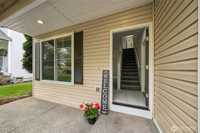 8708 132nd Street E, Puyallup, WA 98373