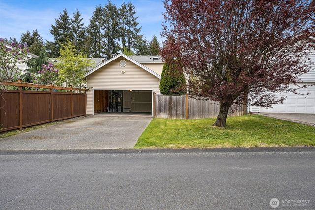 8708 132nd Street E, Puyallup, WA 98373