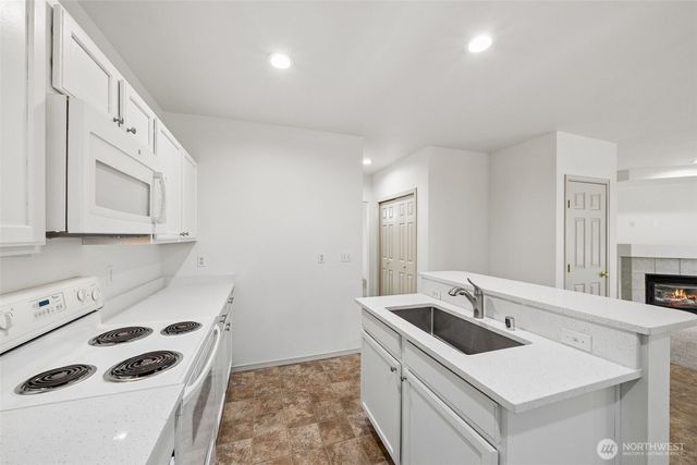 8708 132nd Street E, Puyallup, WA 98373