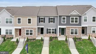 165 TIGNEY DR, Stephens City, VA 22655
