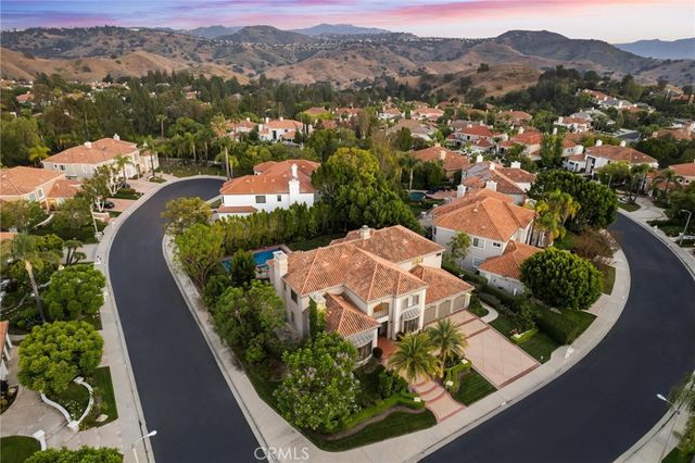 5512 Villawood, Calabasas, CA 91302