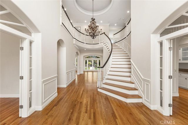 5512 Villawood, Calabasas, CA 91302