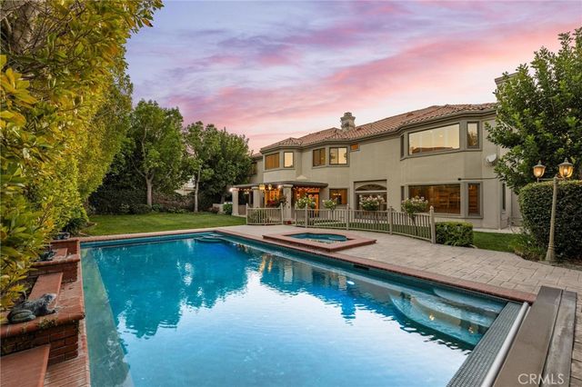 5512 Villawood, Calabasas, CA 91302