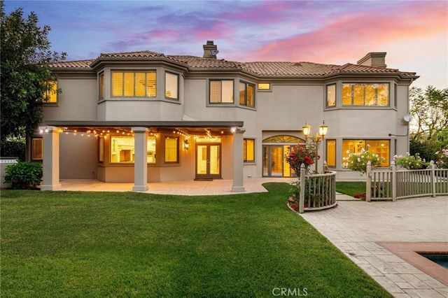 5512 Villawood, Calabasas, CA 91302