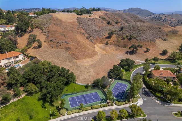 5512 Villawood, Calabasas, CA 91302
