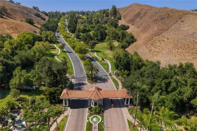 5512 Villawood, Calabasas, CA 91302