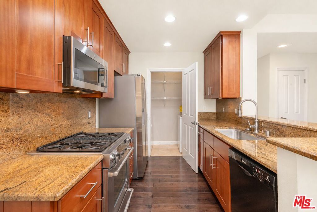 10021 Tabor Street 109, Los Angeles, CA 90034 — photo 5