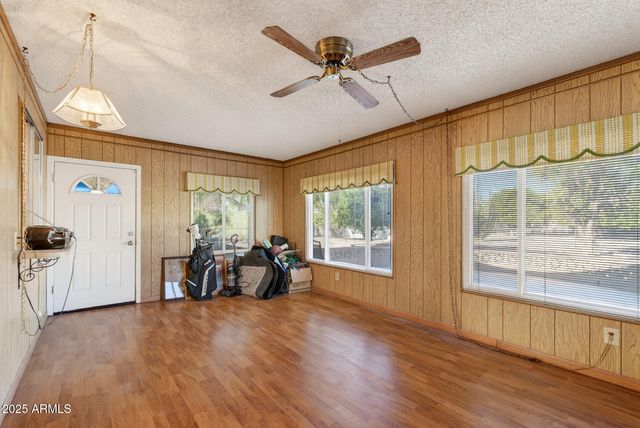 11034 W CRESTBROOK Drive, Sun City, AZ 85351