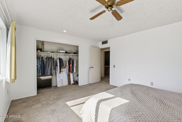 11034 W CRESTBROOK Drive, Sun City, AZ 85351