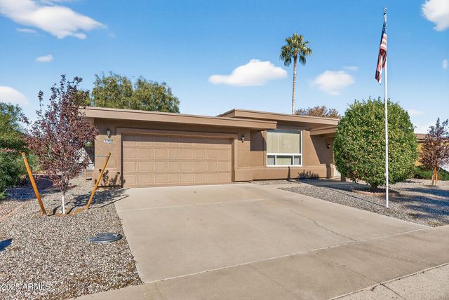 11034 W CRESTBROOK Drive, Sun City, AZ 85351