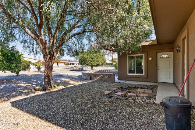 11034 W CRESTBROOK Drive, Sun City, AZ 85351