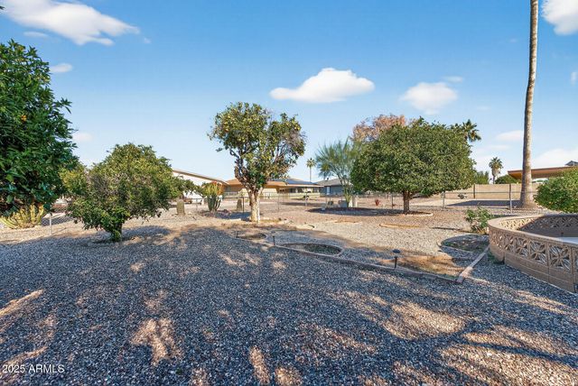 11034 W CRESTBROOK Drive, Sun City, AZ 85351