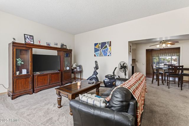 11034 W CRESTBROOK Drive, Sun City, AZ 85351