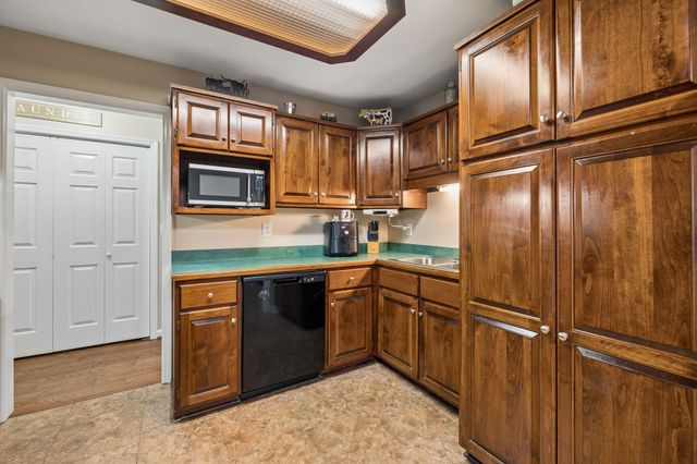 2075 Nikki Dr, Springfield, TN 37172