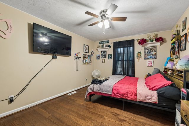 2075 Nikki Dr, Springfield, TN 37172