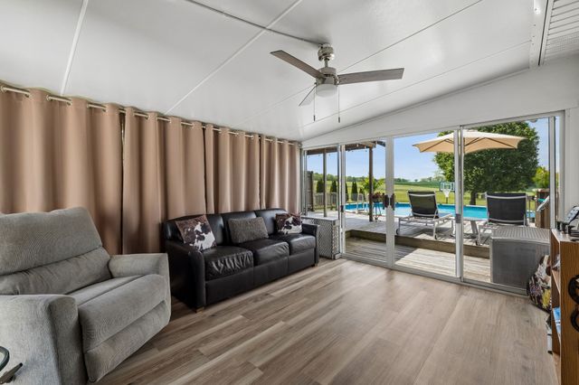 2075 Nikki Dr, Springfield, TN 37172