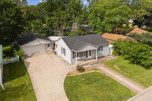 1781 Flower Street, Waterloo, IA 50701