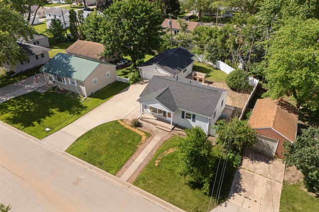 1781 Flower Street, Waterloo, IA 50701