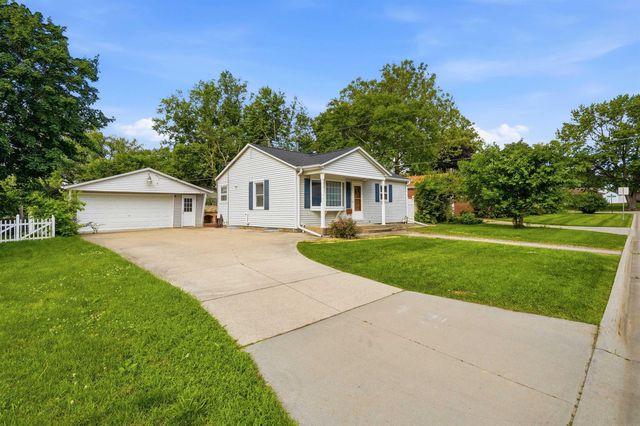 1781 Flower Street, Waterloo, IA 50701