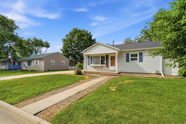 1781 Flower Street, Waterloo, IA 50701