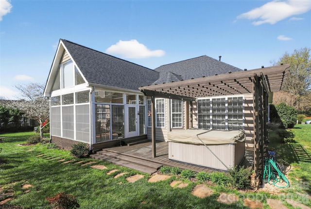 507 Beckford Glen Drive, Waxhaw, NC 28173